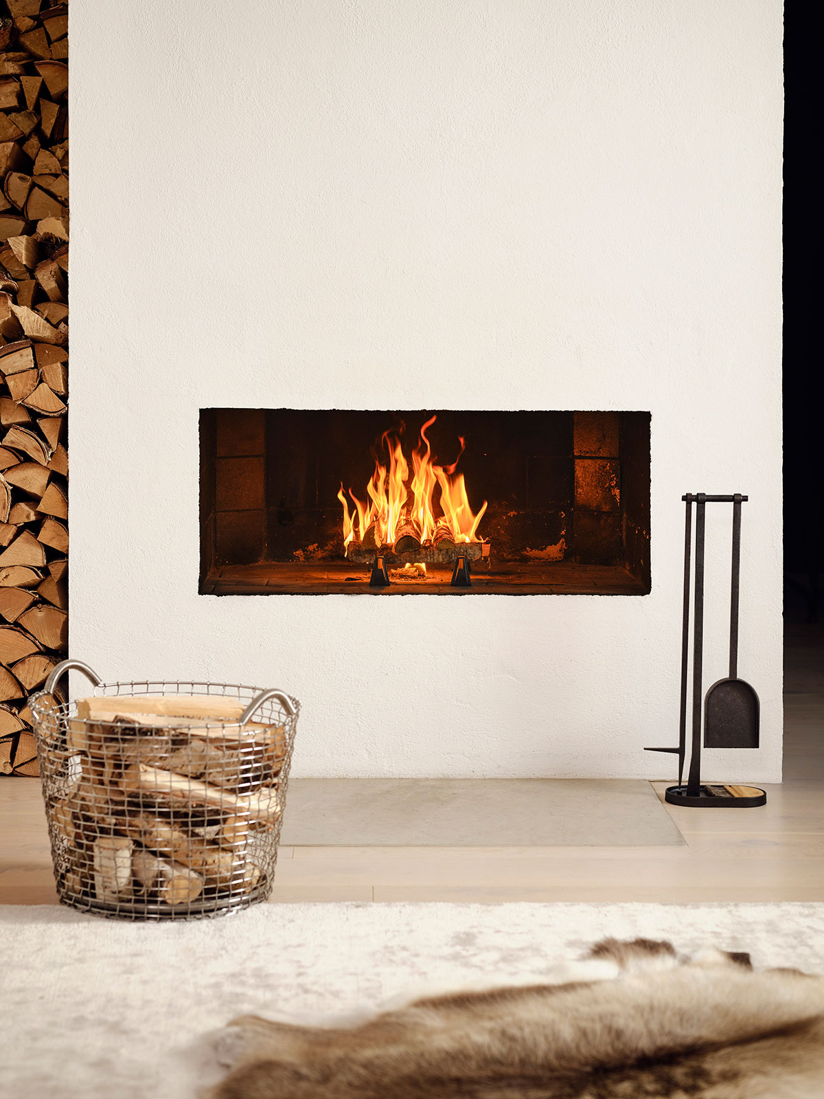 Korbo-Fire-Works-Fire-Tool-Lifestyle-3.jpg Korbo-Fire-Works-Fire-Tool-Lifestyle-3