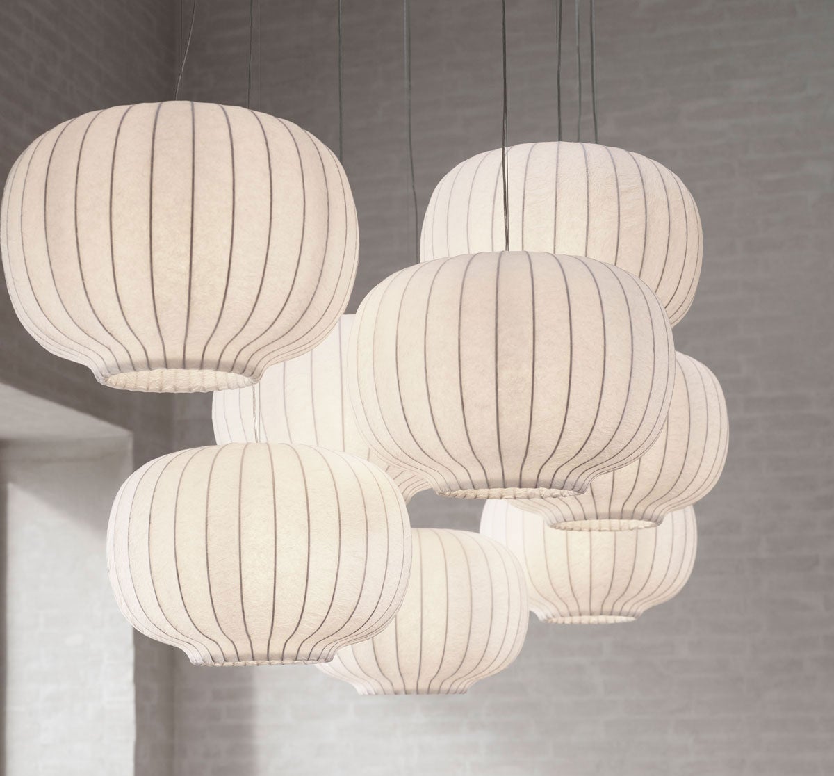 Vipp-586-Paper-Pendant-Dark-Oak-Miljöbild-4.jpg Vipp-586-Paper-Pendant-Dark-Oak-Miljöbild-4