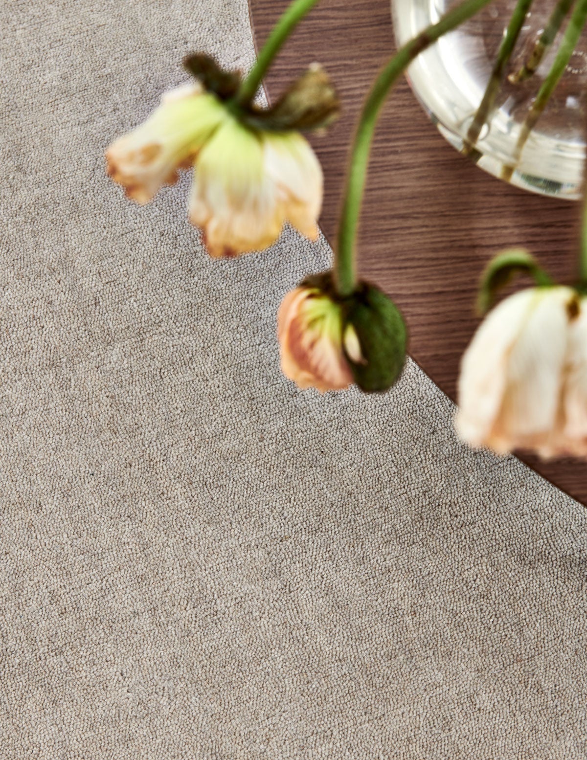 Solid-Matta-Beige-Detalj_1.jpg Miljöbild Solid matta från Classic Collection i färg beige