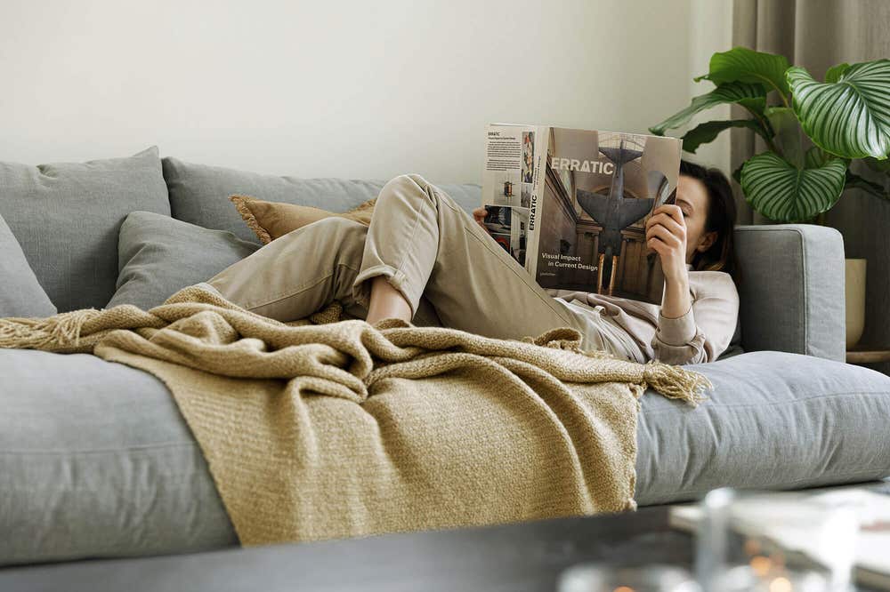 COLORADO-3seater-sofa-kiss_4_light_grey_lifestyle.jpg COLORADO-3seater-sofa-kiss_4_light_grey_lifestyle