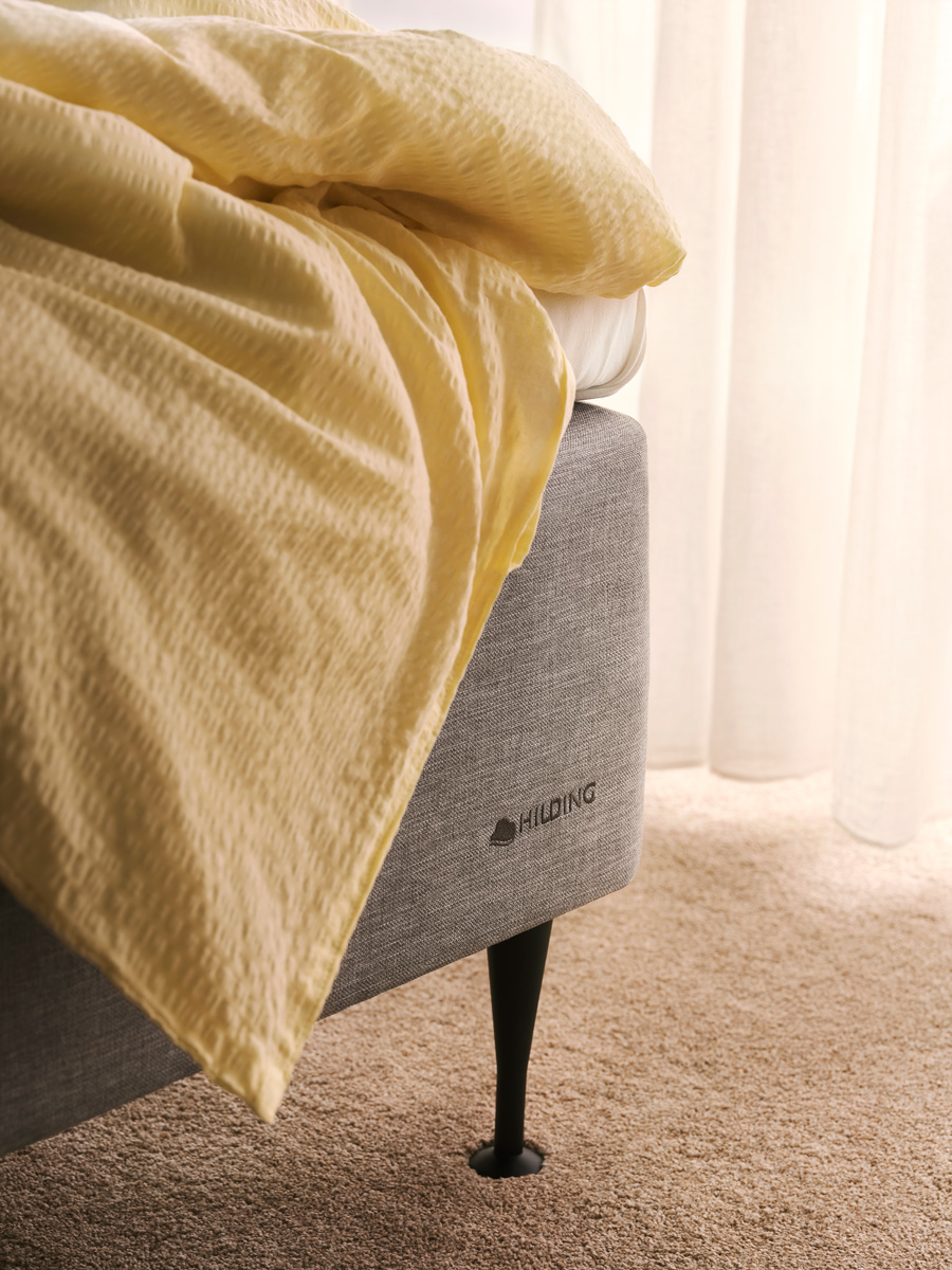 Hilding-Family-Start-Ramsang-90x200-Bjarnum-Gra-detalj.jpg Hilding-Family-Start-Ramsang-90x200-Bjarnum-Gra-detalj